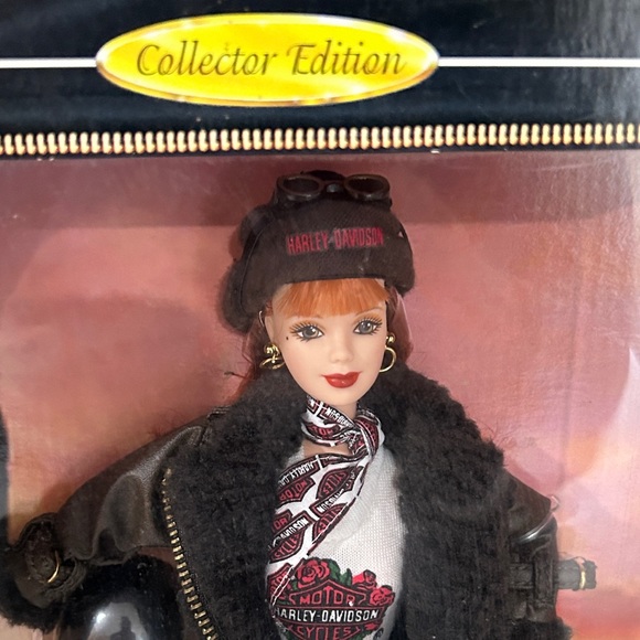 Harley Davidson 2nd Edition Barbie - Picture 9 of 12